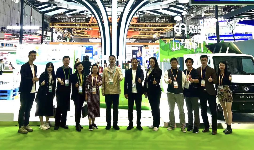 第6届进博会进行时，jinnianhui今年会-联怡展台精彩不断